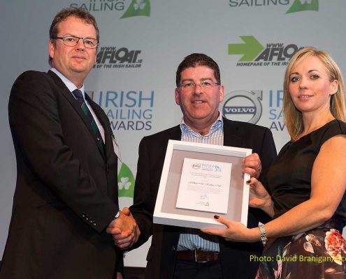 Dublin, Co. Dublin, 9 February 2018: Harry Hermon, CEO Irish Sailing (right) with Patricia Greene, Head of Communications Volvo Car Ireland presents Galway City Sailing Club with a nomination for the Volvo Training Centre of the Year award at the Volvo Irish Sailing Awards. Photograph: David Branigan/Oceansport